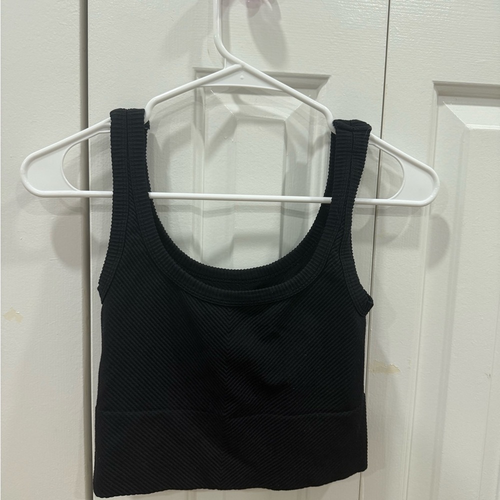Nikibiki Chevron Crop Too